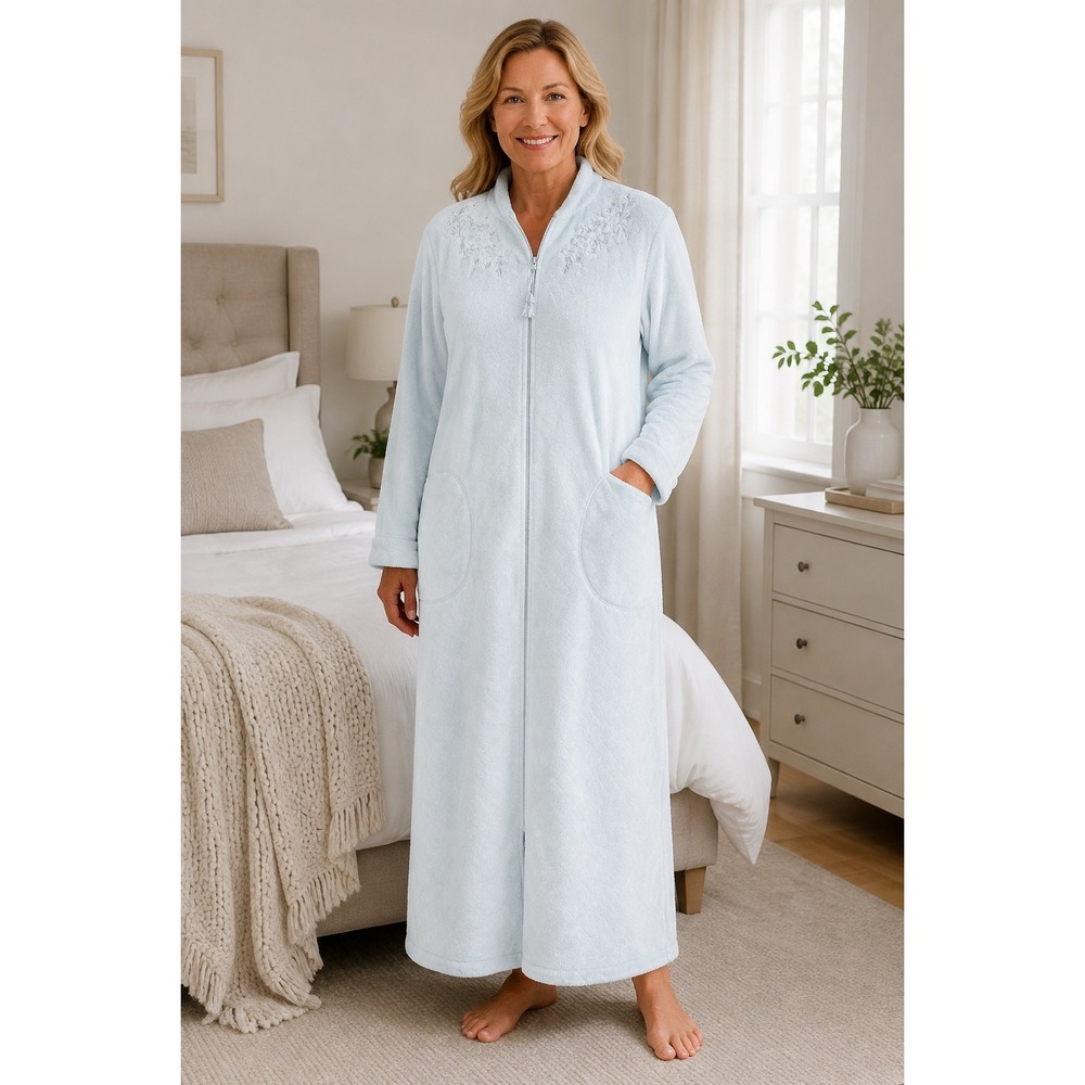 Miss Elaine Plush Long Robe Women's L Icy Blue Embroidered Full Zip Like New